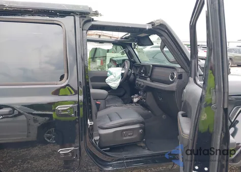 2024 Jeep Wrangler 4-Door Sahara 4X4 from USA, damaged, VIN 1C4PJXEGXRW355245